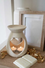 Load image into Gallery viewer, Coconut Lime Wax Melt